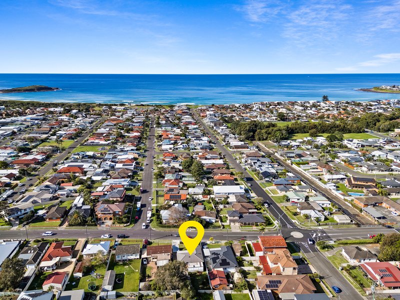 Photo - 21 Beverley Avenue, Warilla NSW 2528 - Image 11