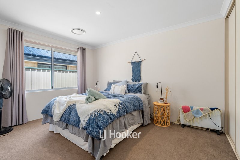 Photo - 21 Billabong Street, Yalyalup WA 6280 - Image 12