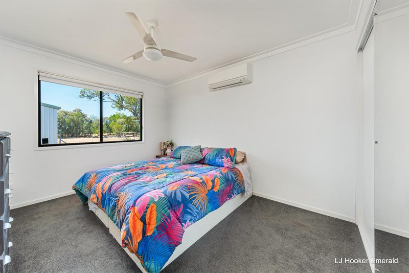 Photo - 21 Birch Drive, Emerald QLD 4720 - Image 22