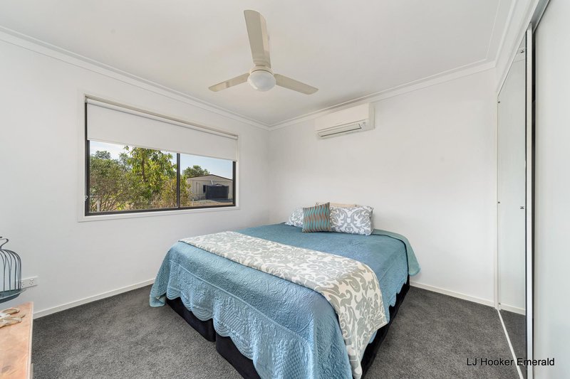 Photo - 21 Birch Drive, Emerald QLD 4720 - Image 24