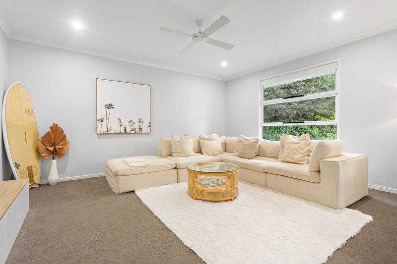 Photo - 21 Biske Court, Burpengary East QLD 4505 - Image 7