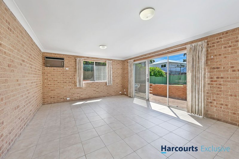 Photo - 21 Blackburn Avenue, North Rocks NSW 2151 - Image 9