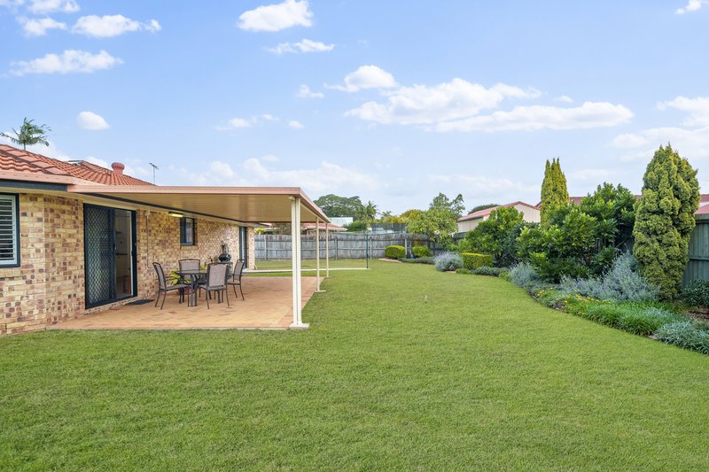 Photo - 21 Blatchford Drive, Murrumba Downs QLD 4503 - Image 18