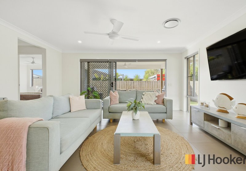 Photo - 21 Blaxland Road, Urraween QLD 4655 - Image 19
