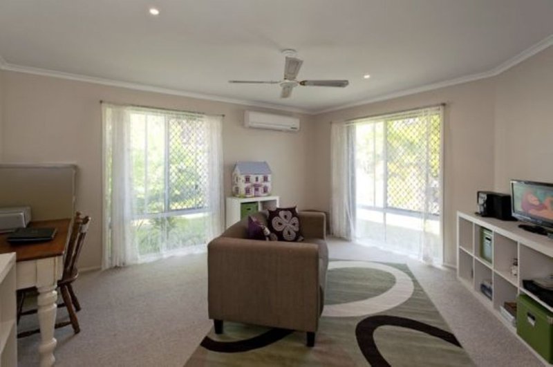 Photo - 21 Bluebush Ave , Buderim QLD 4556 - Image 9