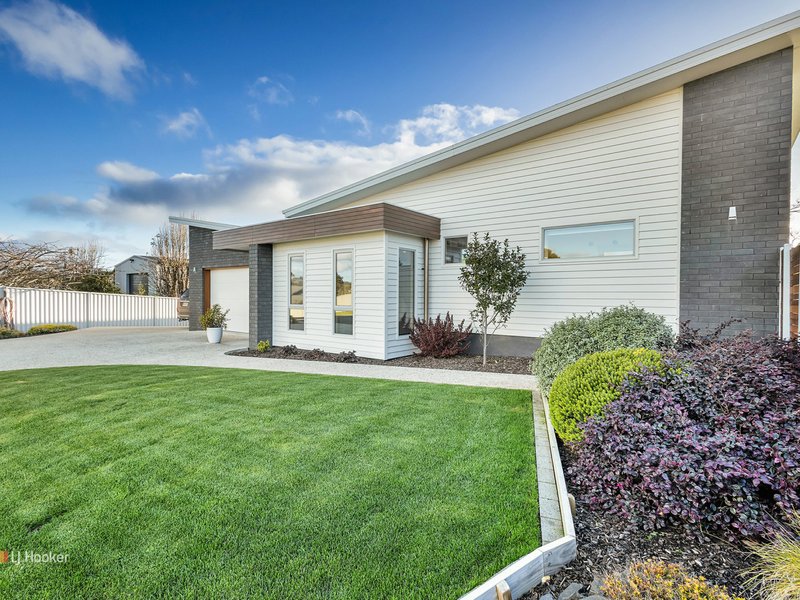 Photo - 21 Bluewater Crescent, Wynyard TAS 7325 - Image 15