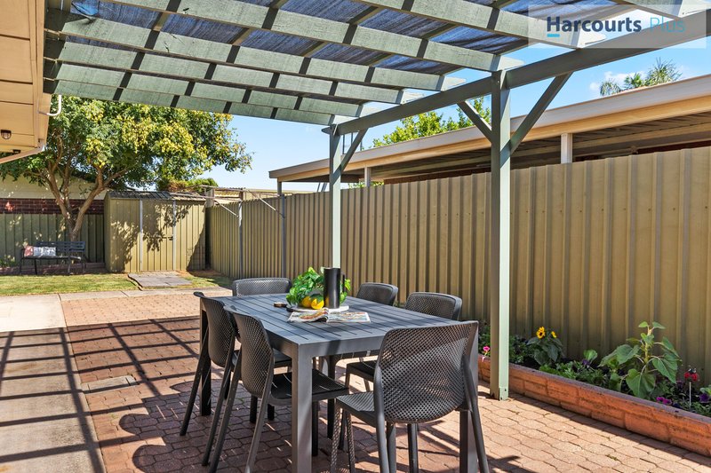 Photo - 21 Blundell Street, Morphett Vale SA 5162 - Image 15