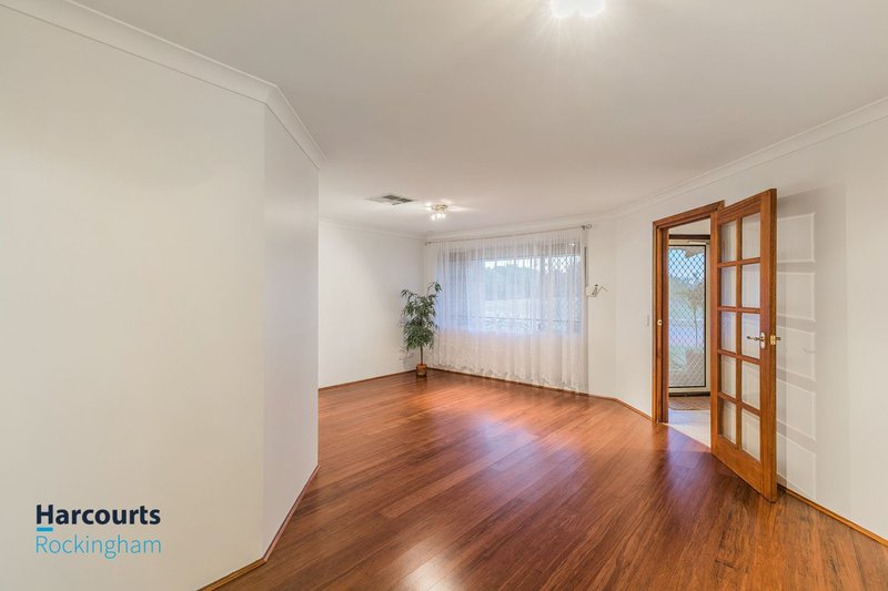 Photo - 21 Bondi Crescent, Warnbro WA 6169 - Image 9