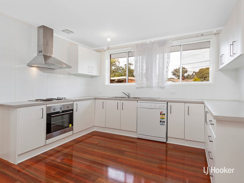 Photo - 21 Boniwell Street, Higgins ACT 2615 - Image 3