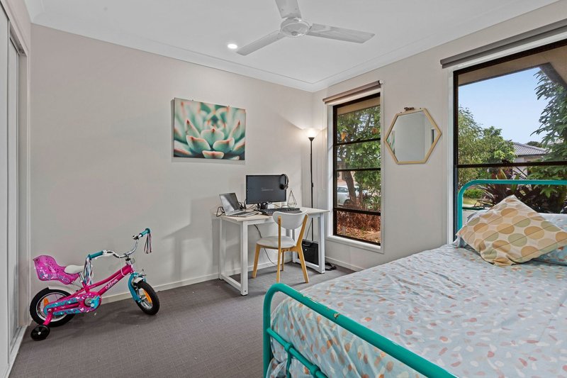 Photo - 21 Borowski Street, Bellbird Park QLD 4300 - Image 7