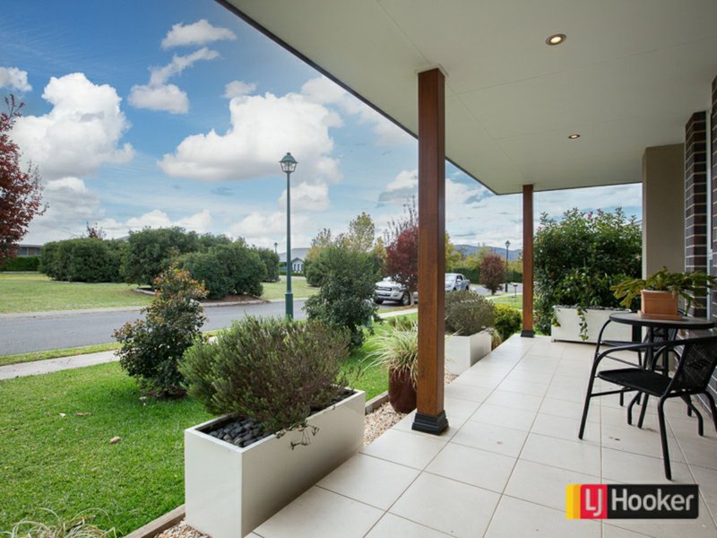 Photo - 21 Boulevard Place, Hillvue NSW 2340 - Image 9