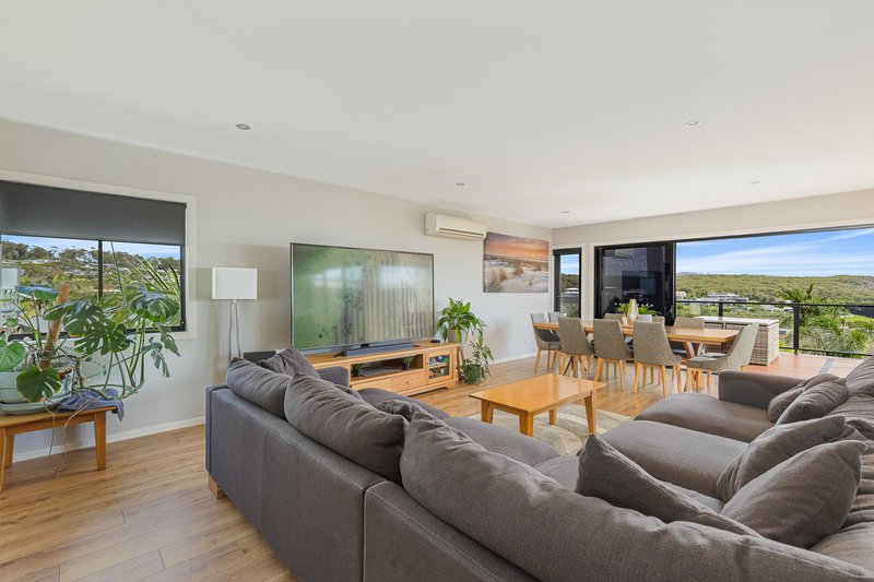 Photo - 21 Bournda Circuit, Tura Beach NSW 2548 - Image 5