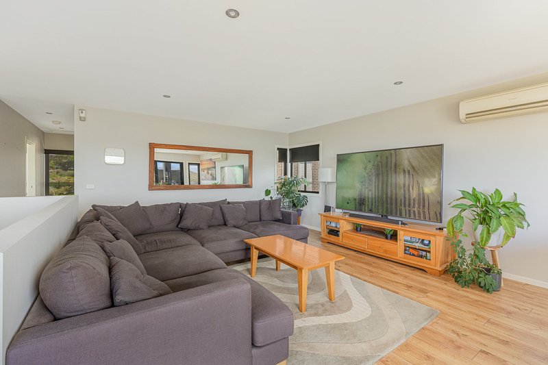 Photo - 21 Bournda Circuit, Tura Beach NSW 2548 - Image 6