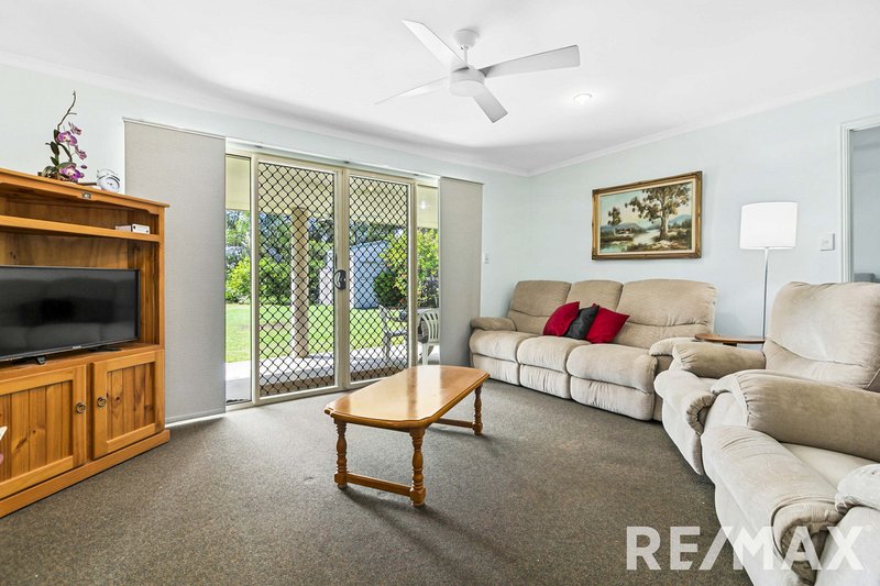 Photo - 21 Bowerbird Avenue, Eli Waters QLD 4655 - Image 9