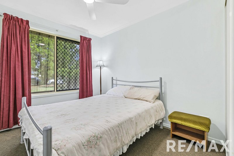 Photo - 21 Bowerbird Avenue, Eli Waters QLD 4655 - Image 13