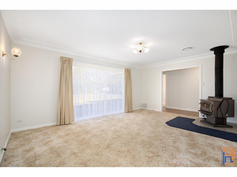 Photo - 21 Bowman Avenue, Armidale NSW 2350 - Image 7