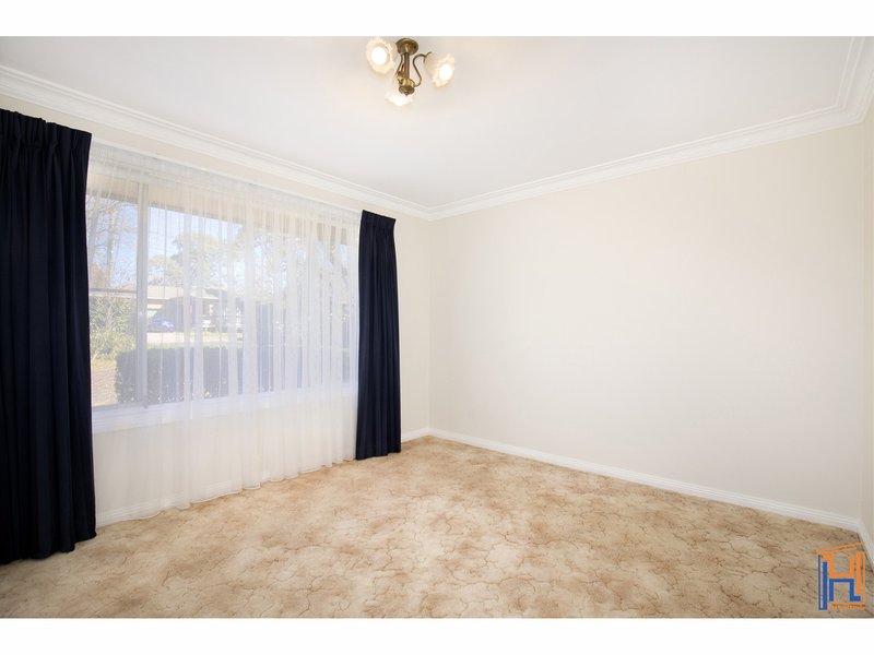 Photo - 21 Bowman Avenue, Armidale NSW 2350 - Image 8