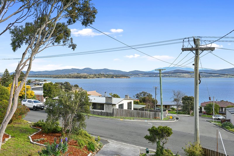 Photo - 21 Brady Street, Midway Point TAS 7171 - Image 16