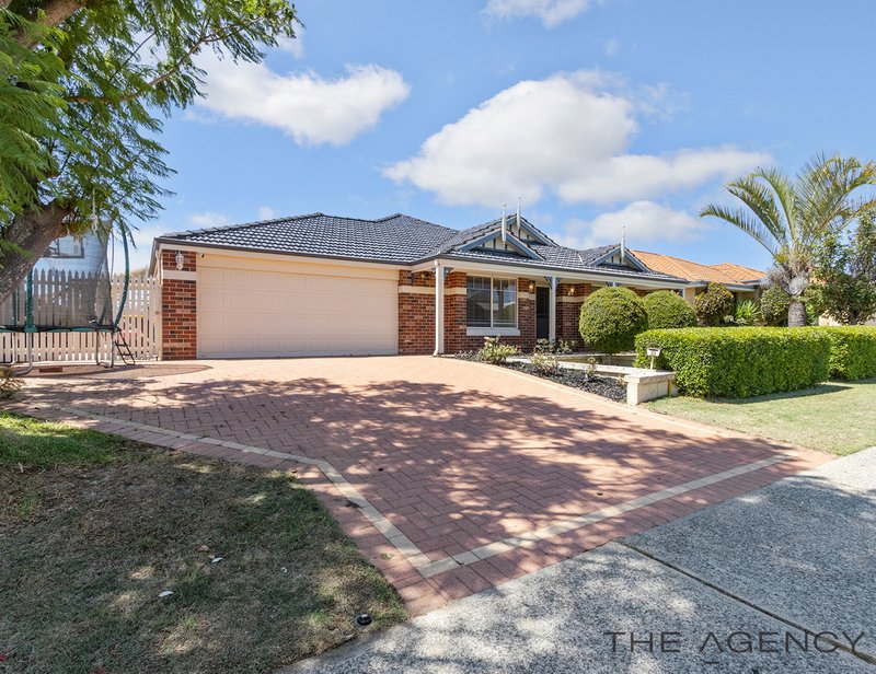 Photo - 21 Bramdean Crescent, Canning Vale WA 6155 - Image 3