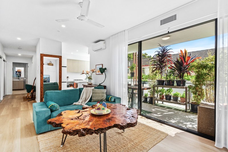Photo - 2/1 Brett Street, Tweed Heads NSW 2485 - Image 2