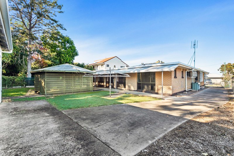 Photo - 21 Brighton Street, Point Vernon QLD 4655 - Image 18