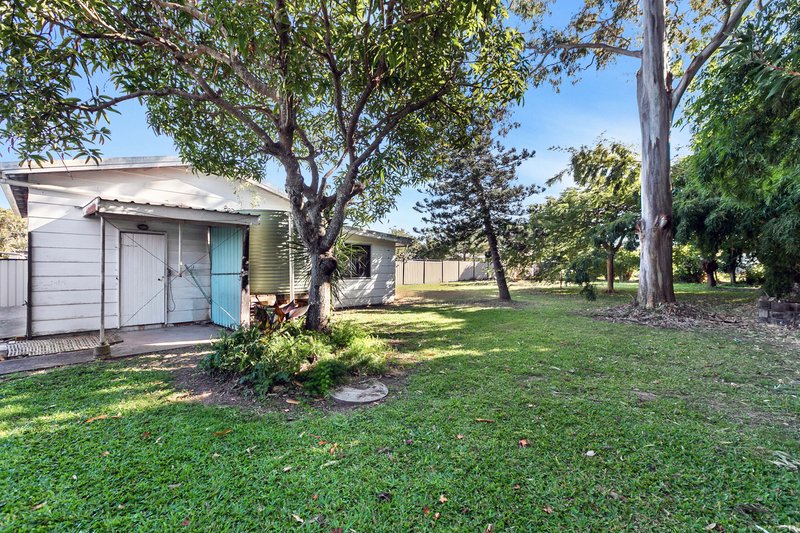 Photo - 21 Brighton Street, Point Vernon QLD 4655 - Image 24