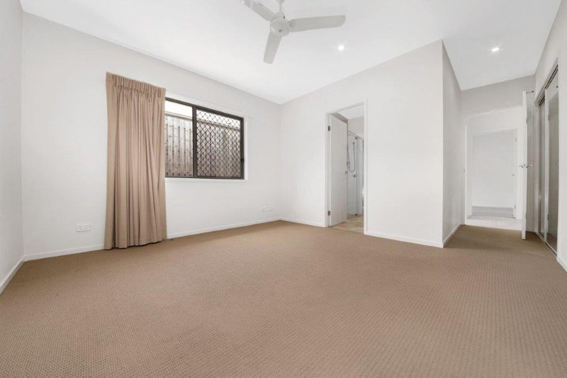 Photo - 21 Brindabella Parade, New Auckland QLD 4680 - Image 9