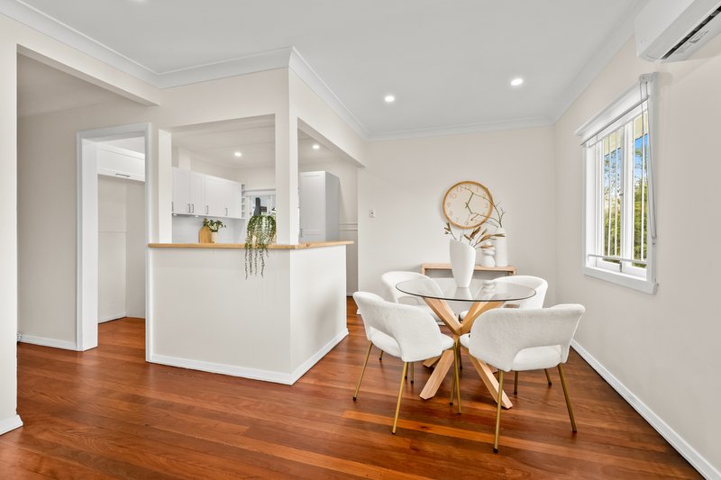 Photo - 21 Broadland Street, The Gap QLD 4061 - Image 5