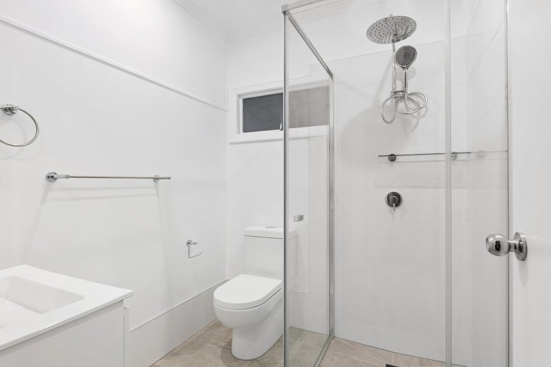 Photo - 21 Broadland Street, The Gap QLD 4061 - Image 12