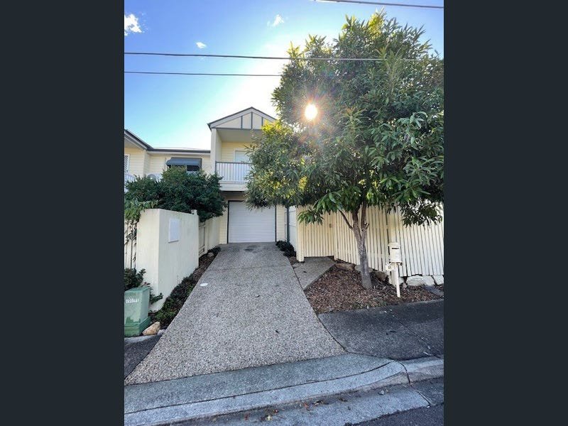 Photo - 21 Brougham Street, Fairfield QLD 4103 - Image 1