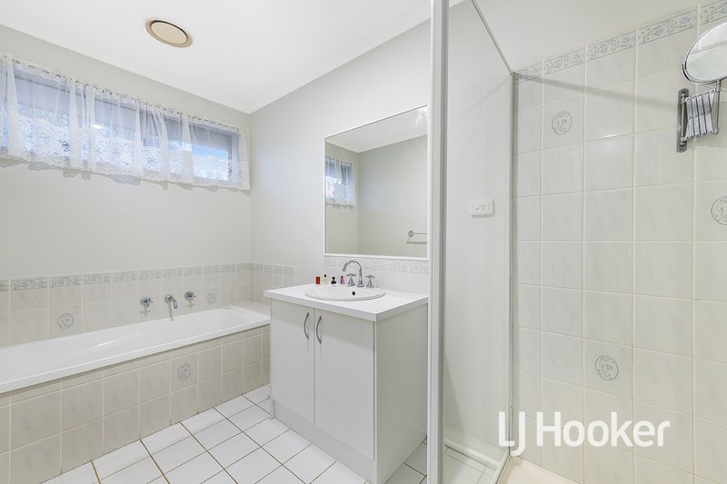 Photo - 21 Brunel Court, Hampton Park VIC 3976 - Image 17