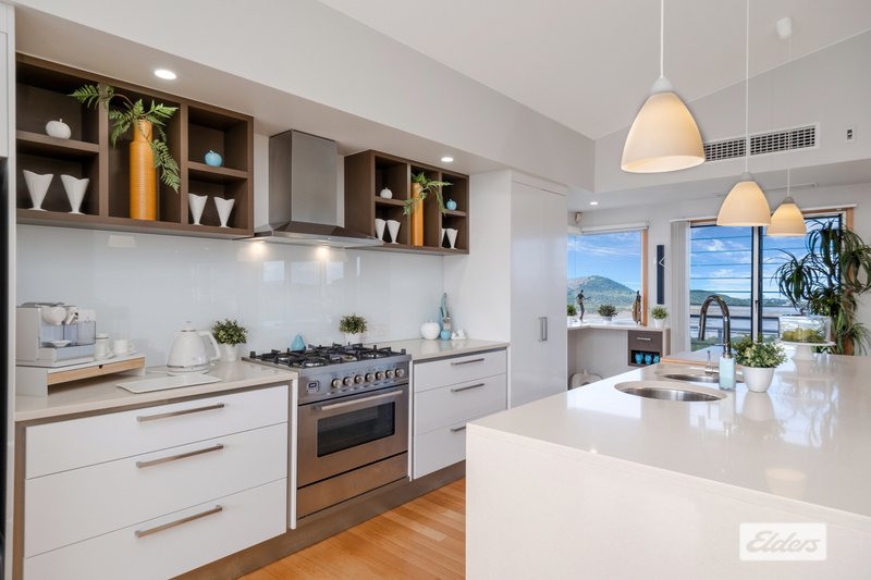 Photo - 21 Buccaneer Avenue, Lammermoor QLD 4703 - Image 5