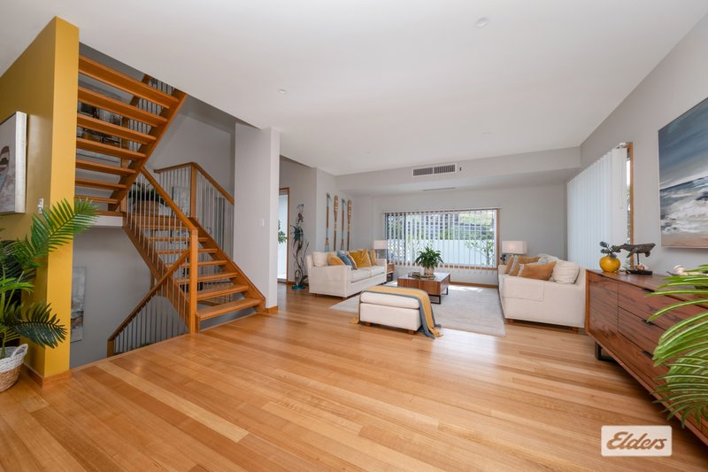 Photo - 21 Buccaneer Avenue, Lammermoor QLD 4703 - Image 16