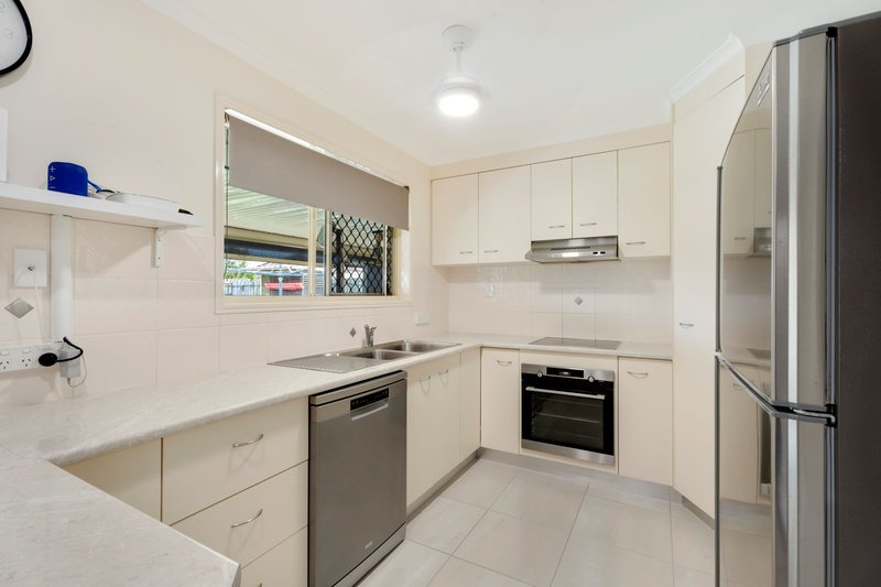 Photo - 21 Bunya Court, Eli Waters QLD 4655 - Image 7