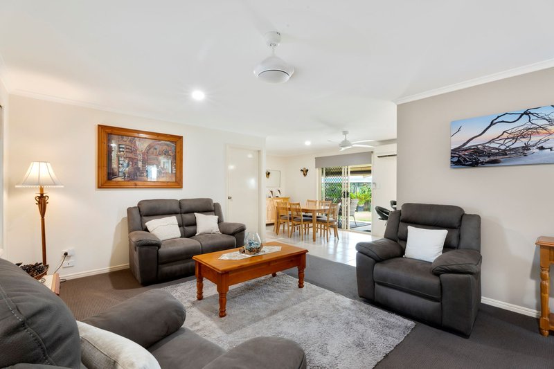 Photo - 21 Bunya Court, Eli Waters QLD 4655 - Image 8