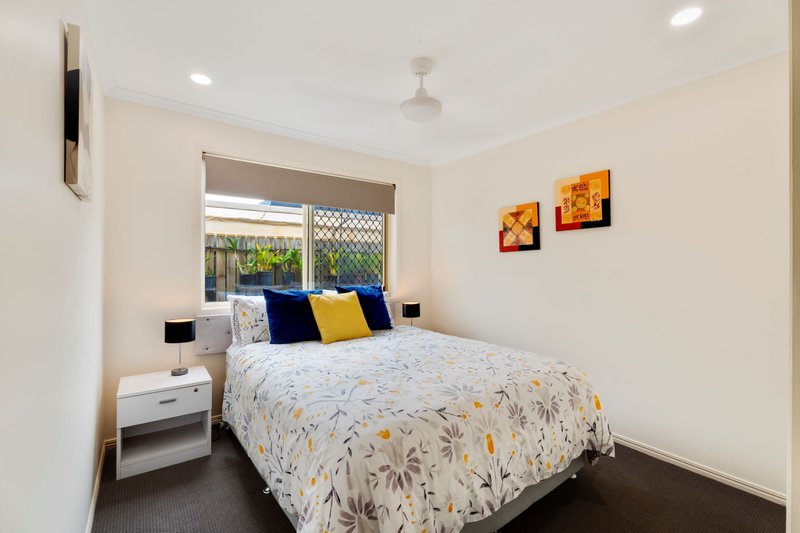 Photo - 21 Bunya Court, Eli Waters QLD 4655 - Image 15