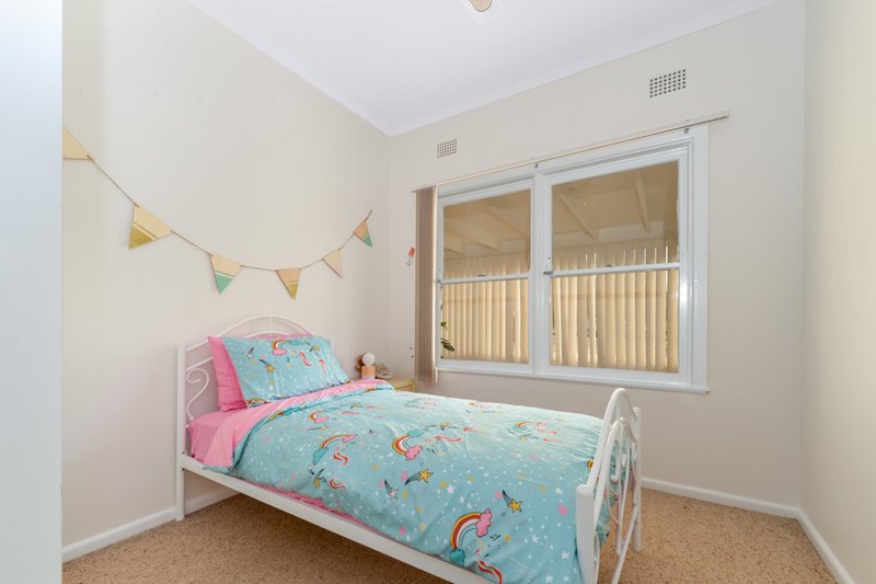 Photo - 21 Burke Road, Dapto NSW 2530 - Image 12