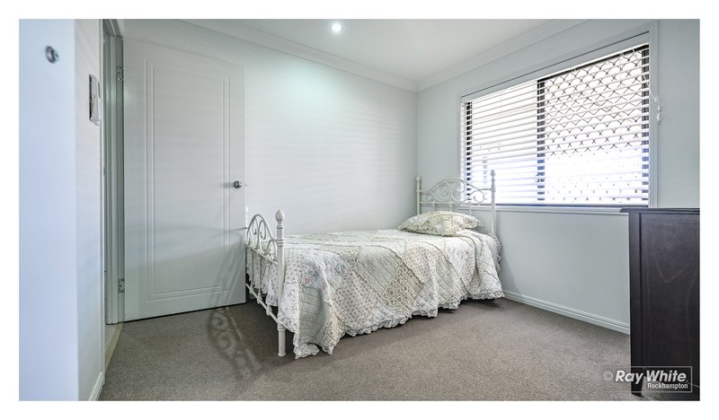 Photo - 21 Burke & Wills Drive, Gracemere QLD 4702 - Image 7