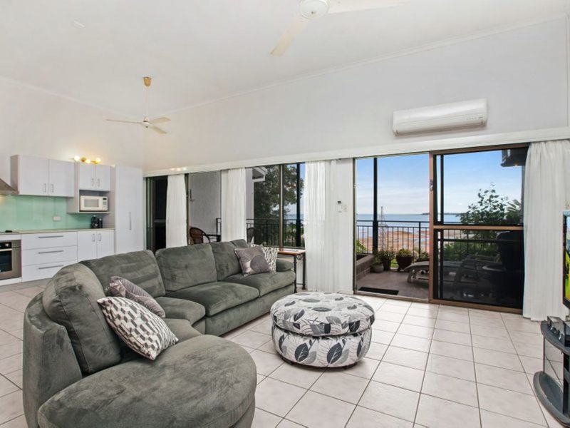 Photo - 2/1 Burnett Place, Larrakeyah NT 0820 - Image 3