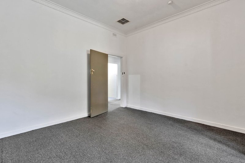 Photo - 21 Burrows Street, Willaston SA 5118 - Image 7