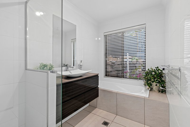 Photo - 21 Butterfield Place, Chermside West QLD 4032 - Image 17