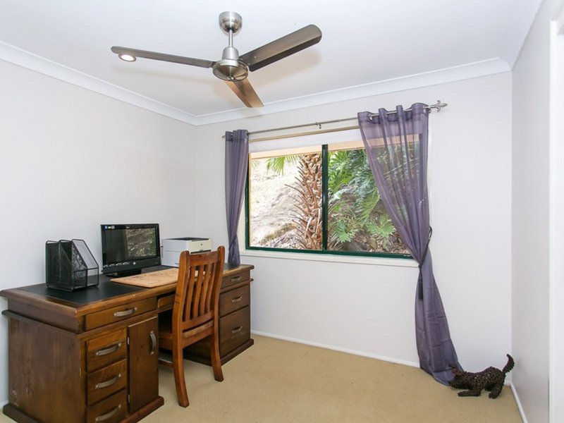 Photo - 21 Calala Crt , Bonogin QLD 4213 - Image 12