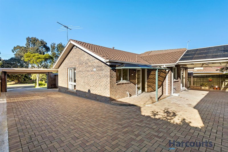 21 Calderwood Avenue, Wheelers Hill VIC 3150