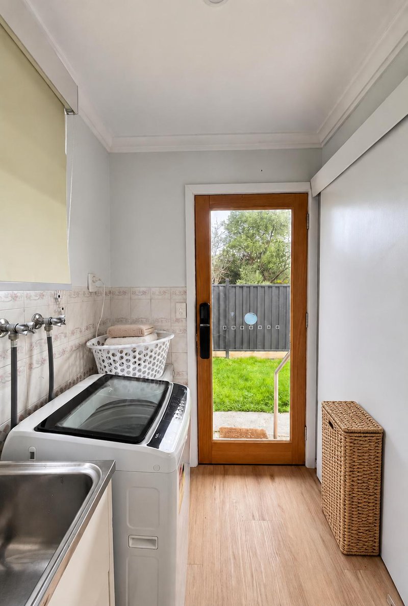 Photo - 21 Cambrian Avenue, Preston VIC 3072 - Image 9