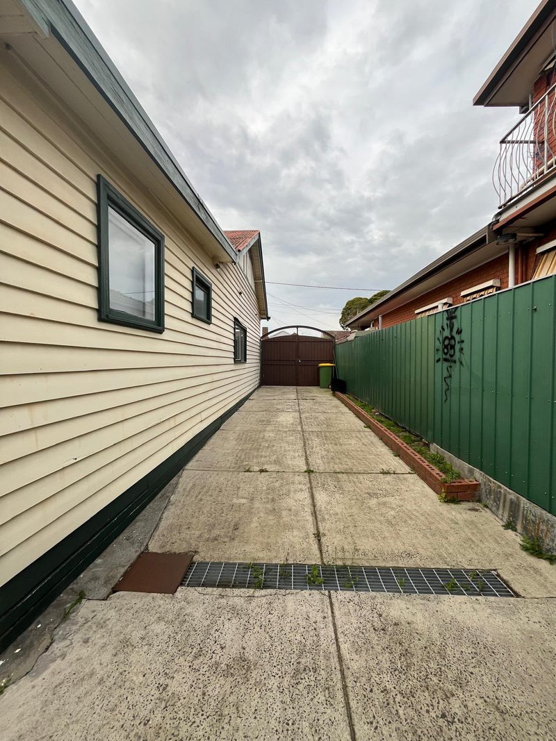 Photo - 21 Cambrian Avenue, Preston VIC 3072 - Image 10
