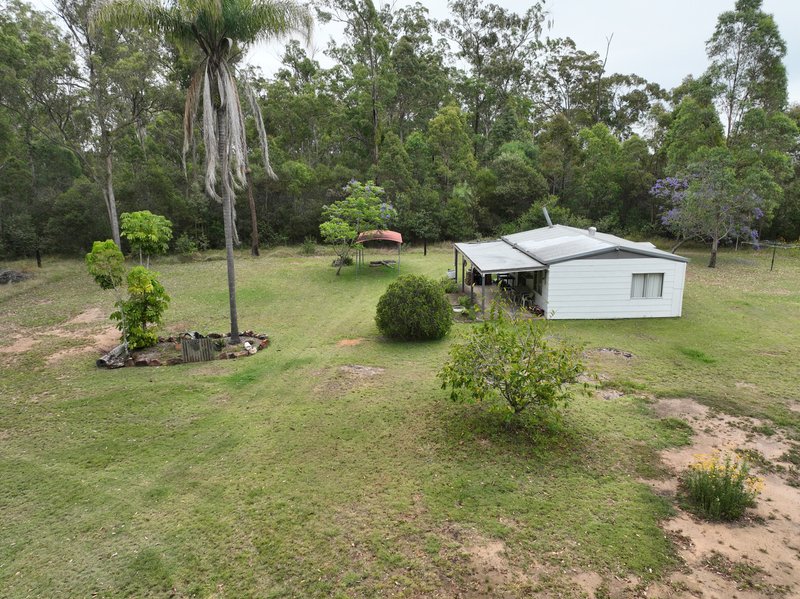 Photo - 21 Cameron Road, Blackbutt QLD 4314 - Image 4