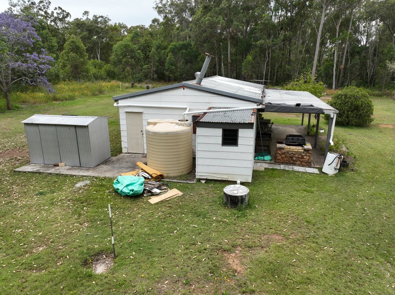 Photo - 21 Cameron Road, Blackbutt QLD 4314 - Image 6