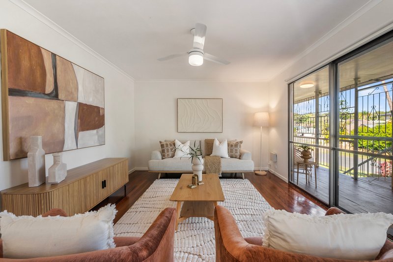 Photo - 21 Carbeen Crescent, Lawnton QLD 4501 - Image 8