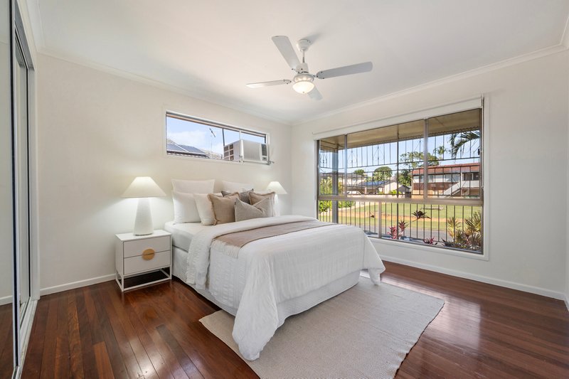 Photo - 21 Carbeen Crescent, Lawnton QLD 4501 - Image 11