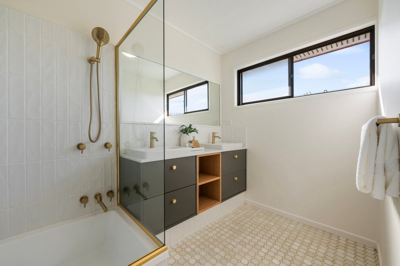 Photo - 21 Carbeen Crescent, Lawnton QLD 4501 - Image 12